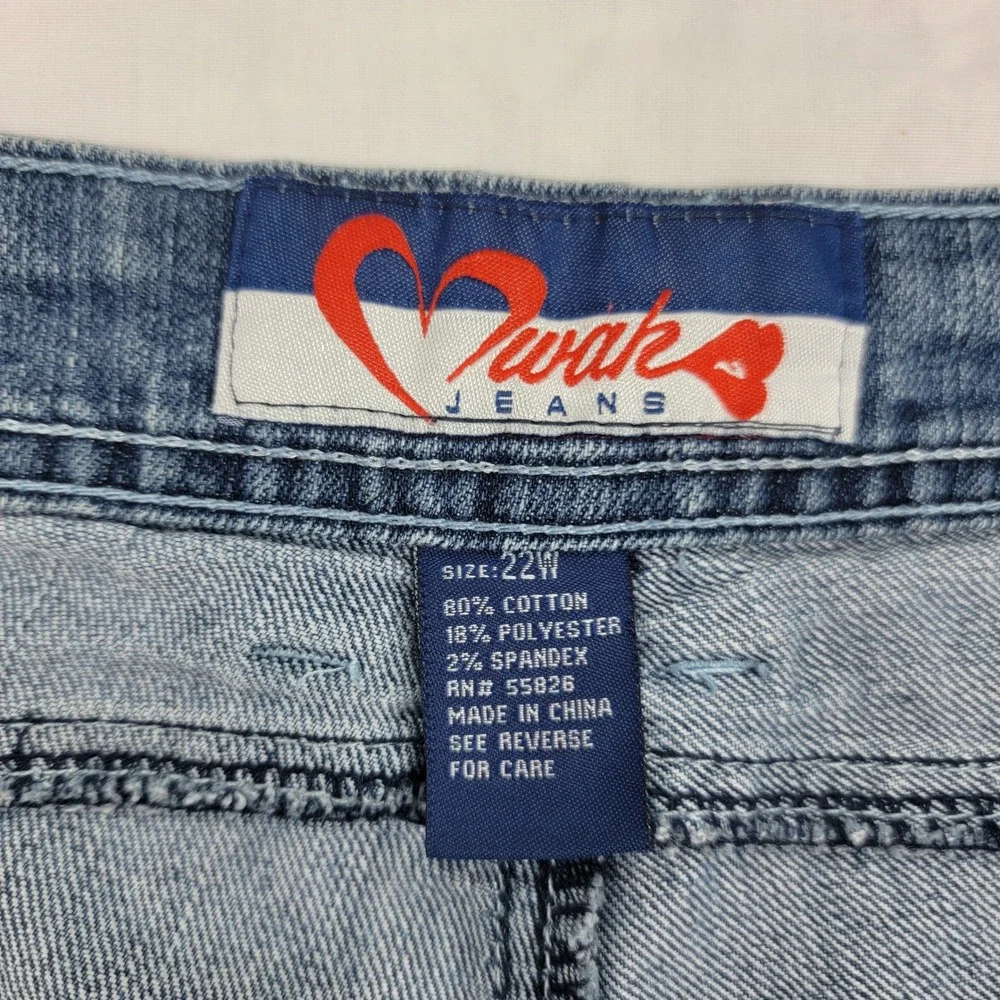Wak Jeans Kiss Me Women 22W Denim Shorts Medium Wash Rhinestone Stretch Blue